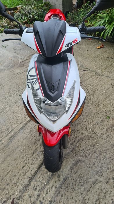 Scooter - KEEWAY RY6