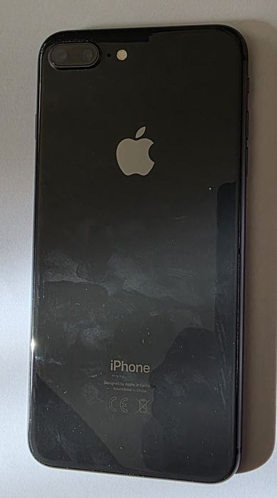 iPhone 8 Plus (com cabo)