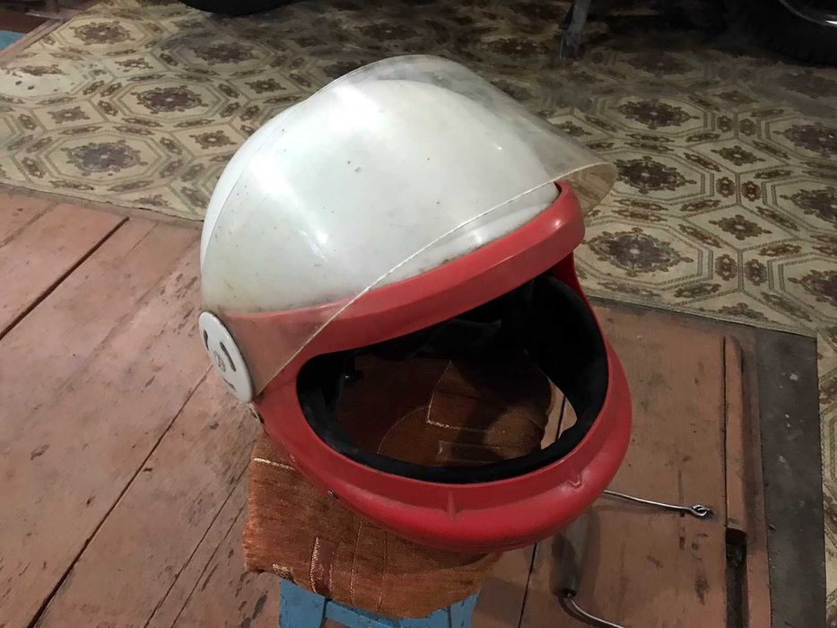 Советский мотошлем