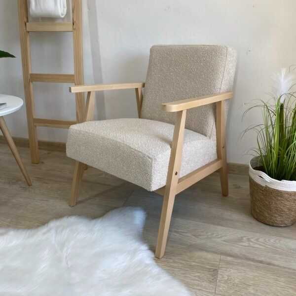 Fotel VINTAGE z drewnianymi nogami | dostawa gratis