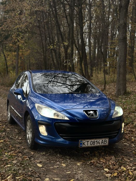 Продам peugeot 308 2010року