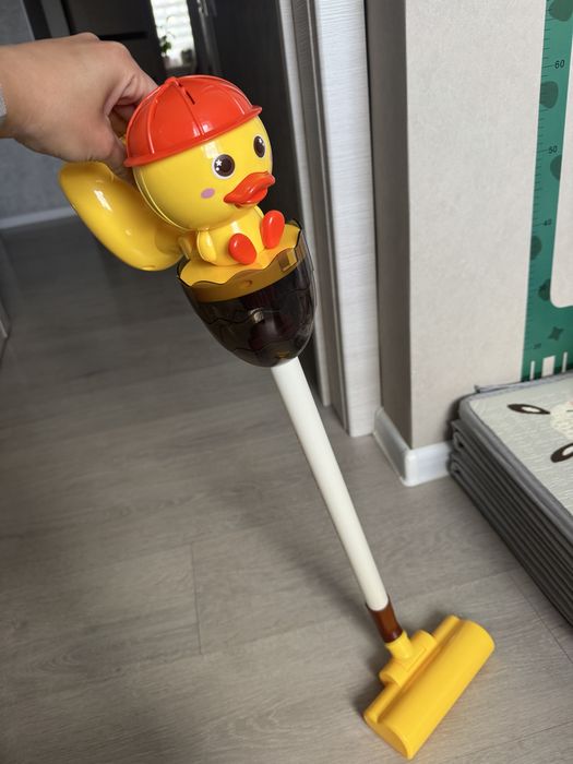 Іграшковий пилесос Duck cleaning kit