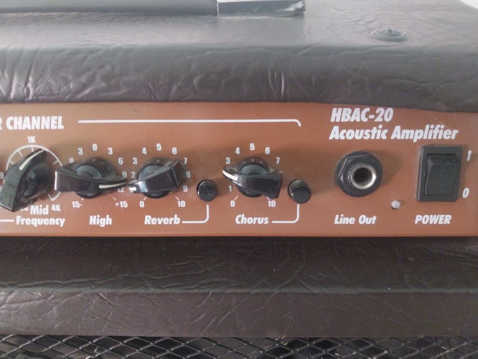 Amplificador para Guitarra Acústica - Harley Benton HBAC-20