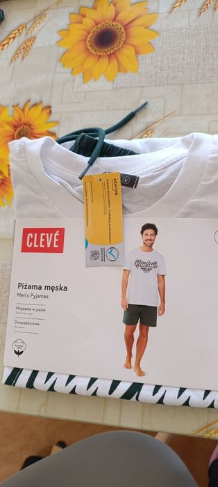 Sprzedam piżamkę L bawełna