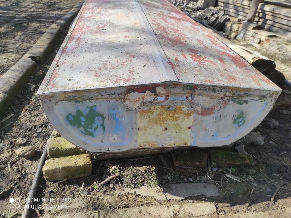 Лодка Казанка и лодочный мотор Вихрь с документами