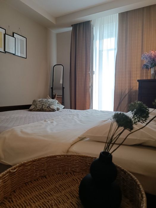 Продаж 2 кім і вітальня Вяч Чорновола