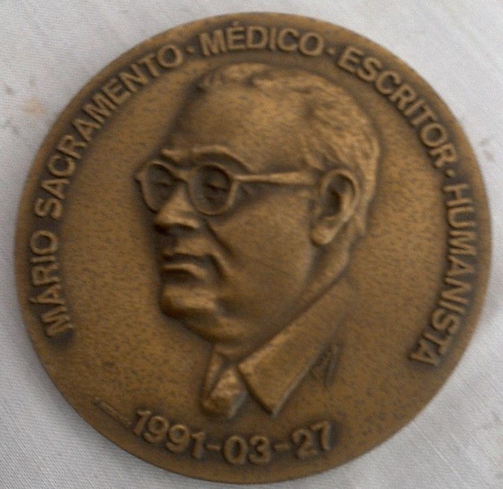 Medalhões de Mário Sacramento