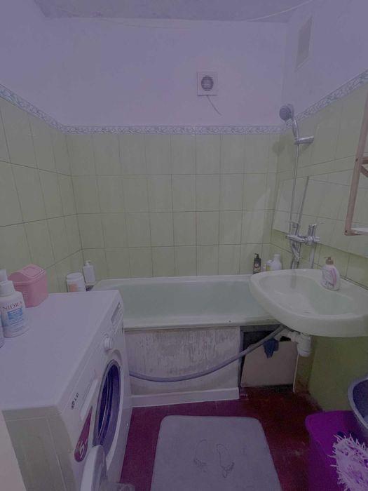 Продаж 2 - кімнатної квартири на Полтавській