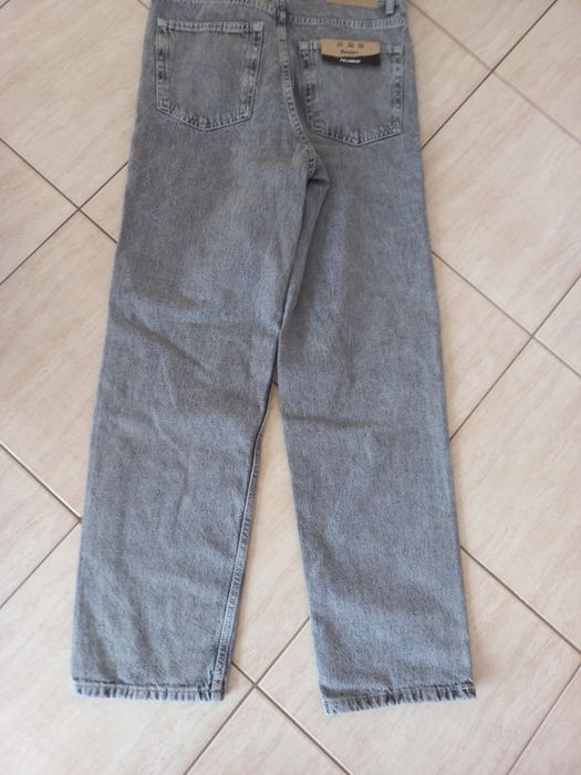 nowe firmowe spodnie jeans-PULL&BEAR-Baggy fit-eur-34.mex-28