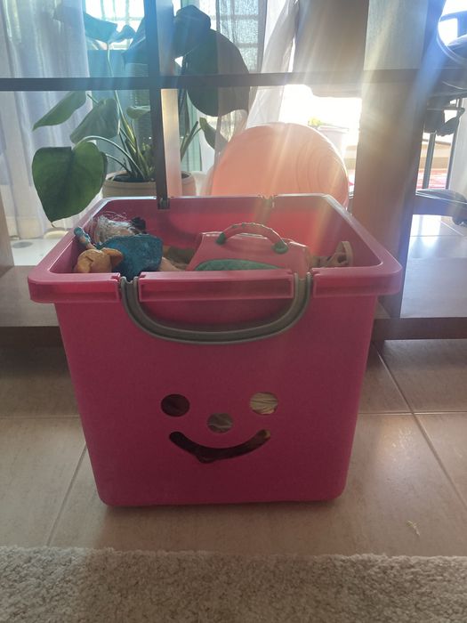 Estante com caixas de arumacao