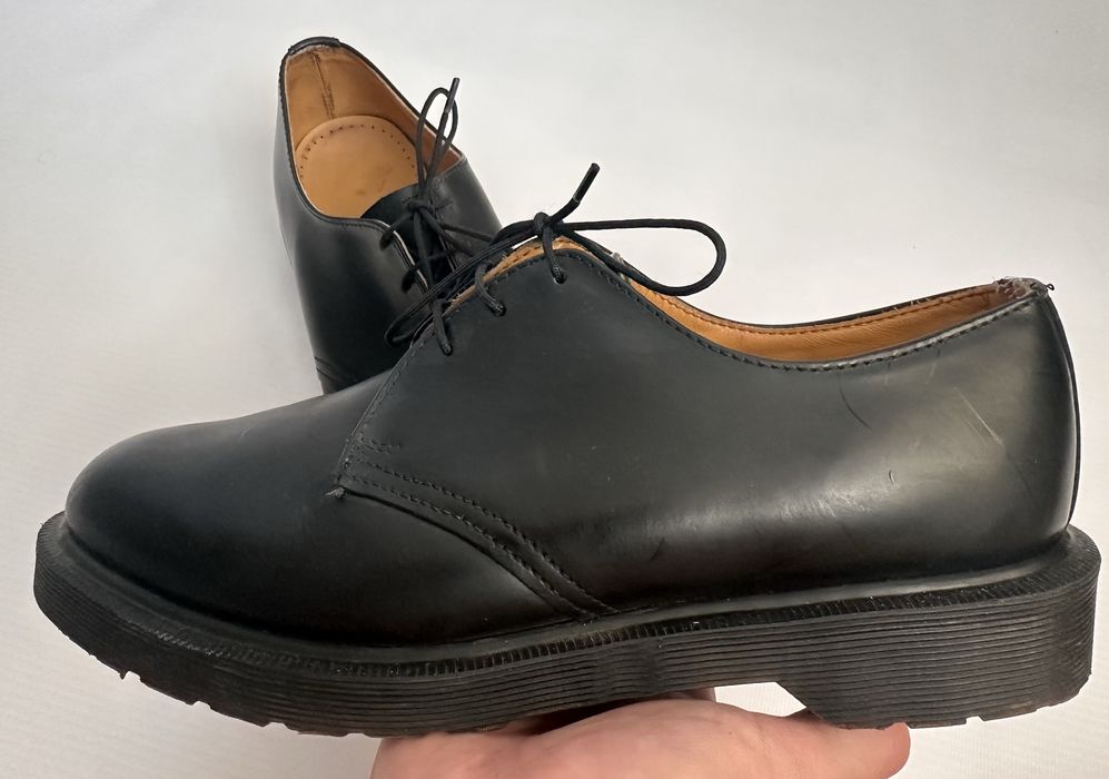 Чоловічі туфлі, Оксфард Dr. Martens