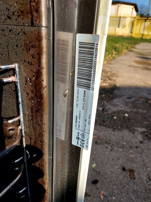 Kuchnia elektryczna z piekarnikiem