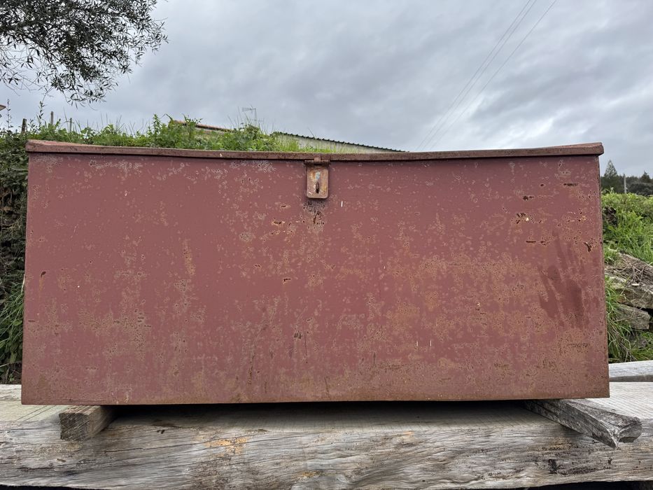 Caixa ferro arrumaçao