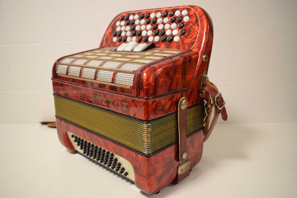 Acordeao Hohner Picolo  2 Voz.  N. 243