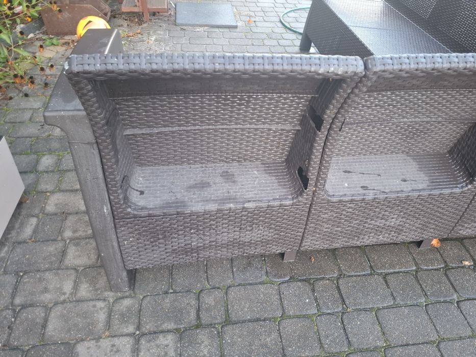 Naroznik ogrodowy z technoratanu  180x180  cm (siedzisko 50cm) 40cm wysokosc siedziska. + nowe pufy