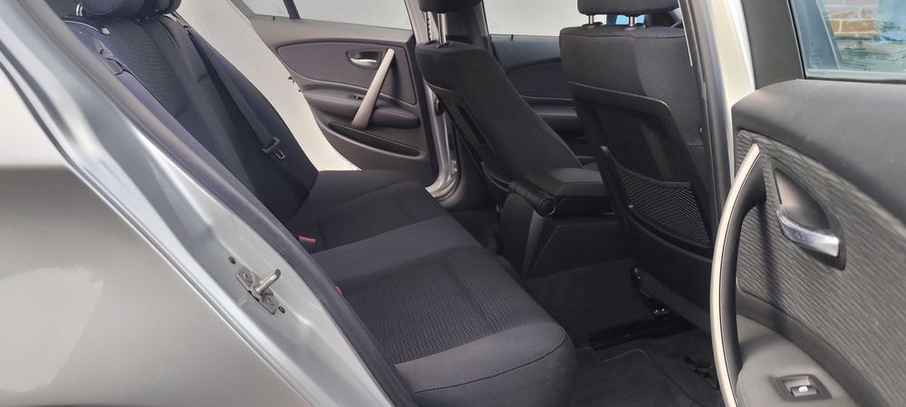 Poj.2.0 Diesel/E87/2010/143KM/210tys.km/czujniki parkow/Grzane fotele