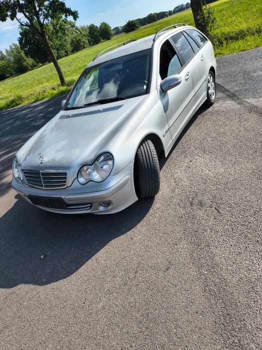 Mercedes c-klasa 2.2 diesel 2004