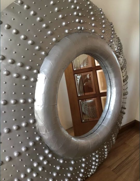 Espelho (moldura) redondo exclusivo e raro (loja de luxo)