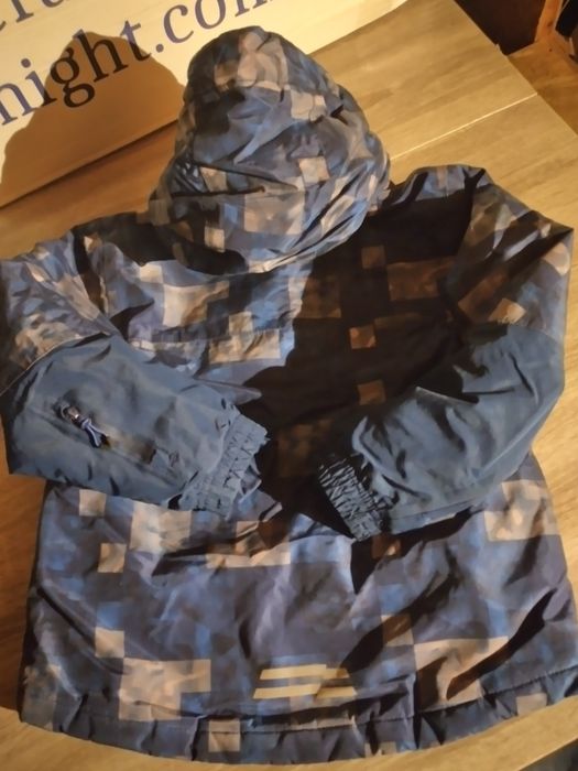 Kurtka chłopięca 122/128