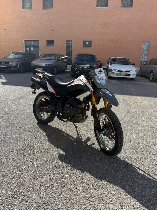 Keeway tx125s em ótimo estado