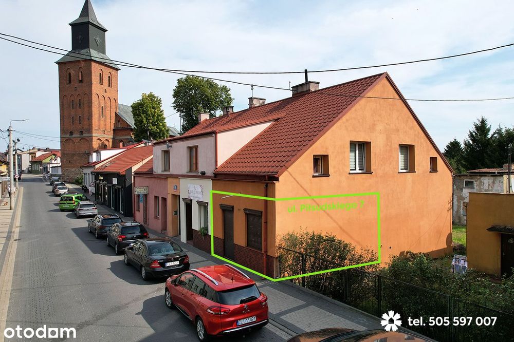 Na sprzedaż lokal 25,72 m2 z możliwością zamieszkania – Lipno, centrum