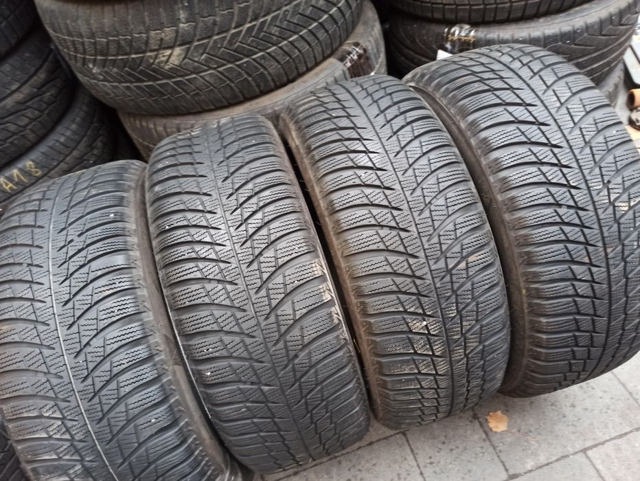 Зимняя резина 205/55 R16 Bridgestone Blizzak LM001