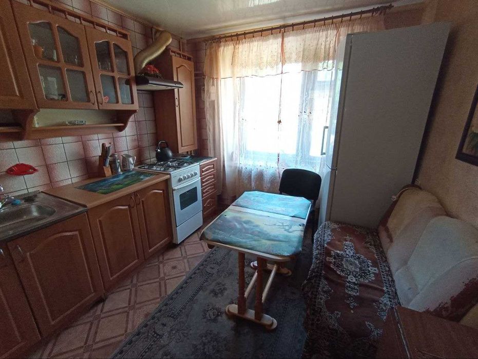 Реальная Продам 3к с. Подворки, м Холодная Гора 10 мин, 2 этаж