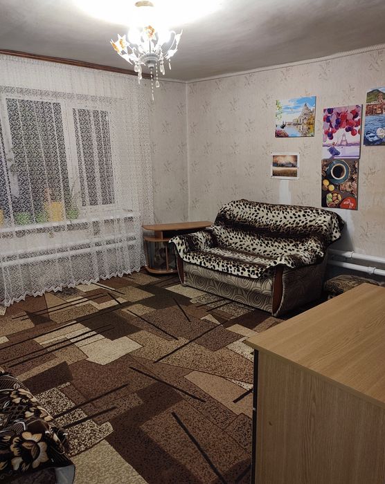 Продам в Харківській  обл, м.Балаклії 1/2 частку часного будинка