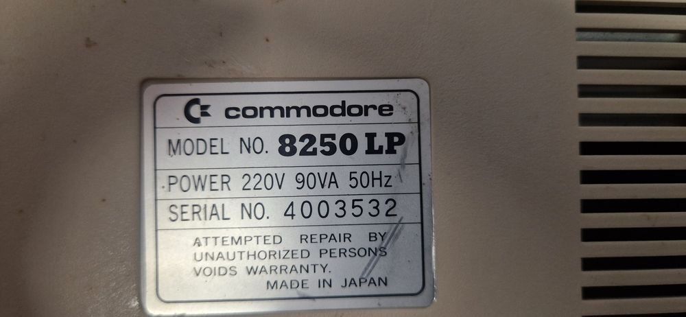 Commmodore 8032, 8250 Lp