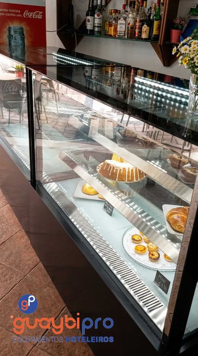 Vitrine Refrigerada Panorâmica Pastelaria/Café - Nova | 90 a 180cm