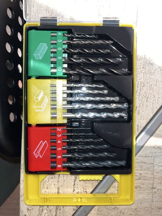 Barbequim percutor com fio Dexter 650w
