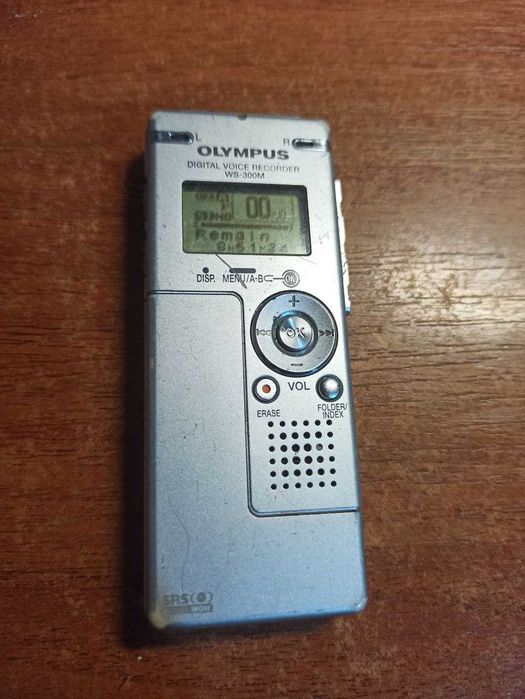 Диктофон Digital voice recorder Olympus WS 300M