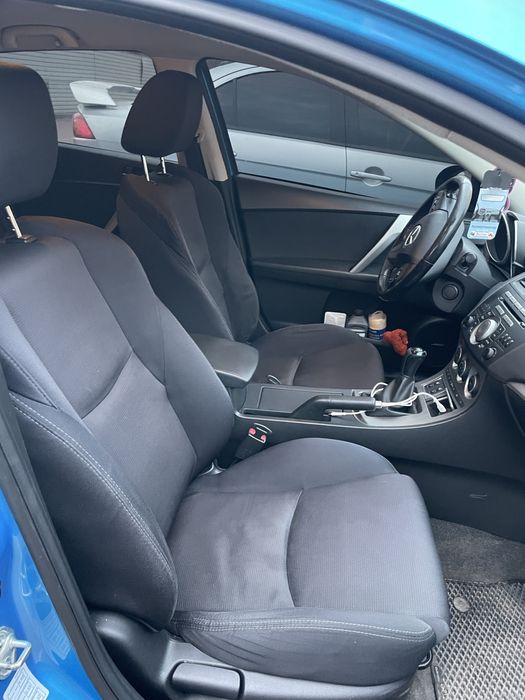 мазда 3 дизель 2011р