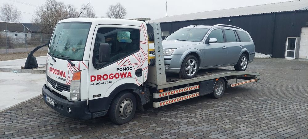 Pomoc drogowa , laweta