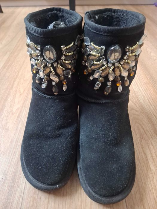 Угги жіночи,натуральний замш,б/у,р38