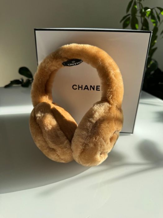 Piekne nauszniki CHANEL