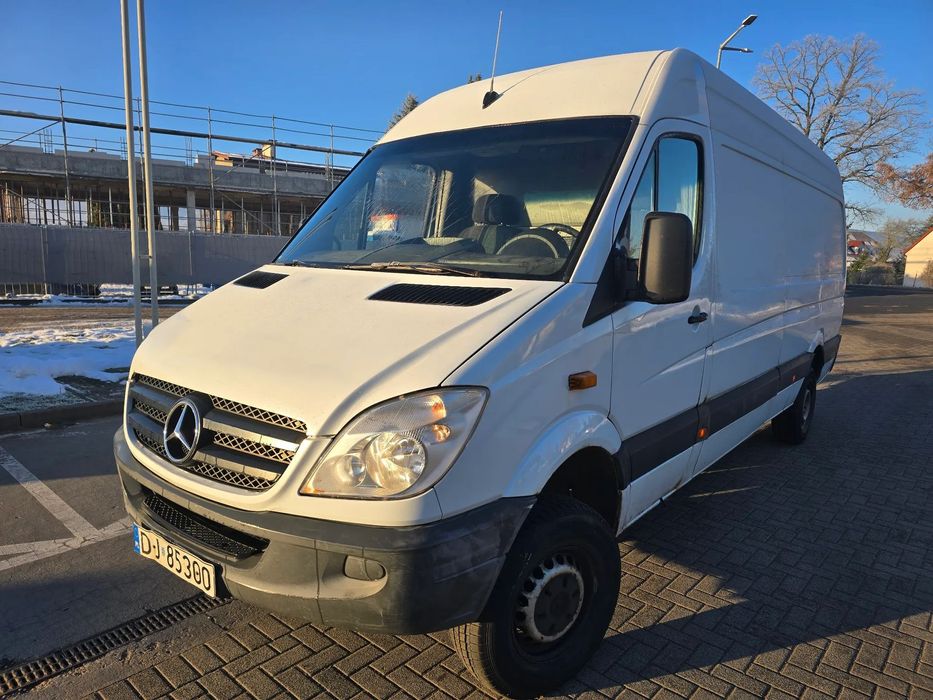 Mercedes-Benz Sprinter  Mercedes-Benz Sprinter 4x4 w ciągłej eksploatacji