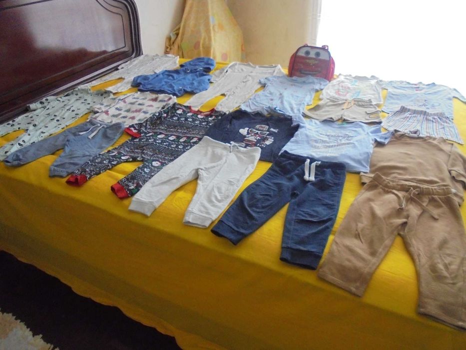 lote de roupa de menino a lancheira
