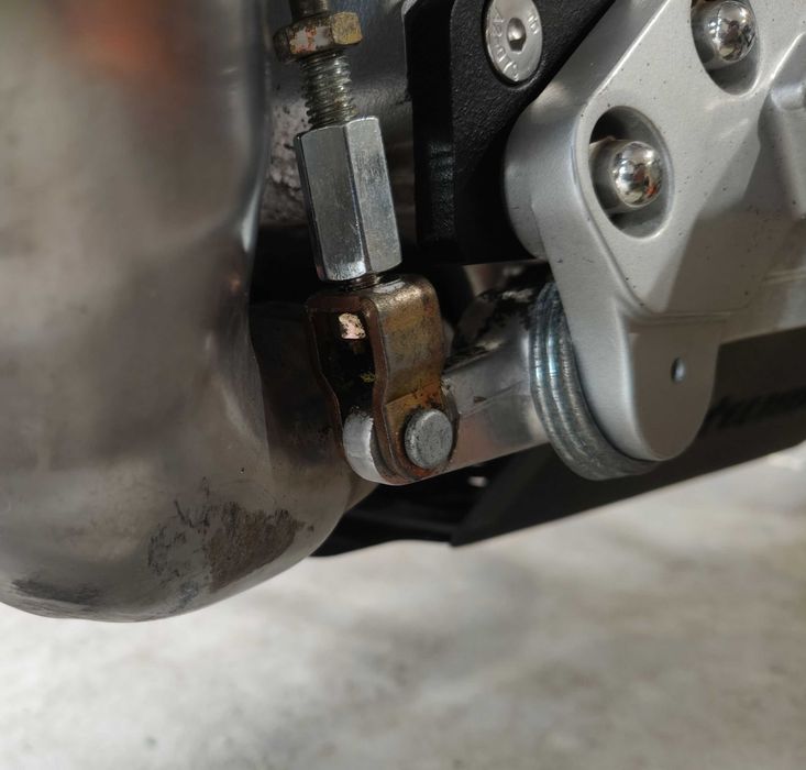 Obniżenie podnóżków Suzuki V Strom DL 650 DL 1000 KLV 1000