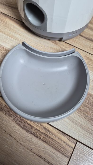 Dozownik karmy automatyczny PETONEER Nutri Mini