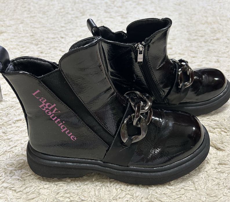 Демісезонне взуття для дівчинки