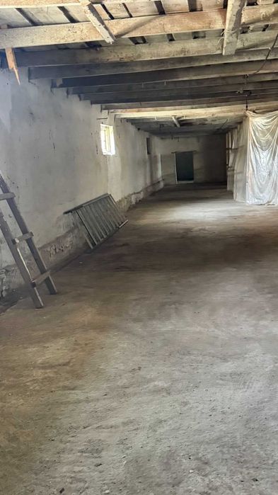(5) Продаж приміщення під склад 1122