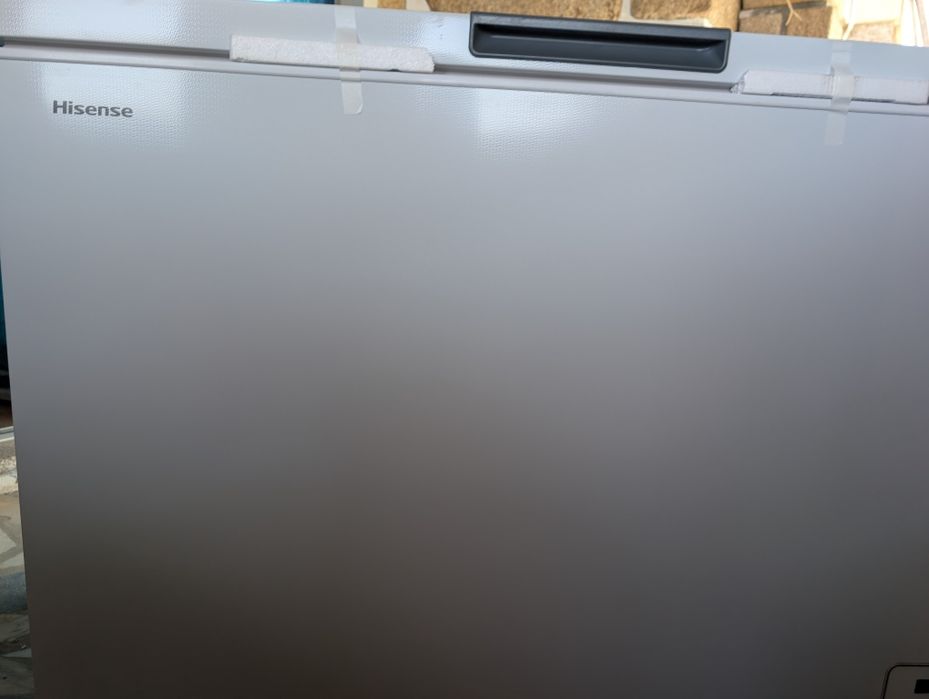 Arca Horizontal Hisense - 111,4cm - 297L - Nova com garantia