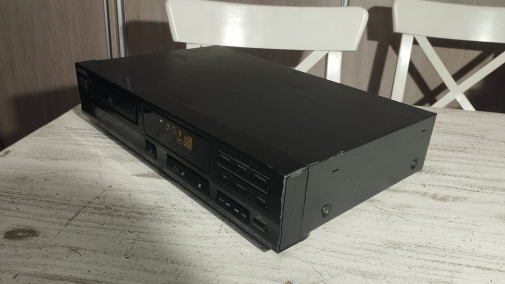 Sony CDP 212 odtwarzacz CD