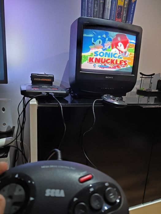 Mega Lot Sega Mega Drive II + 2 Comandos + 2 Jogos Completos (Testado)