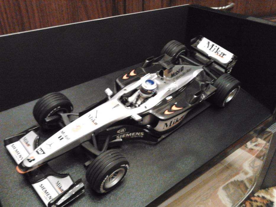Модель мерседес 1:18