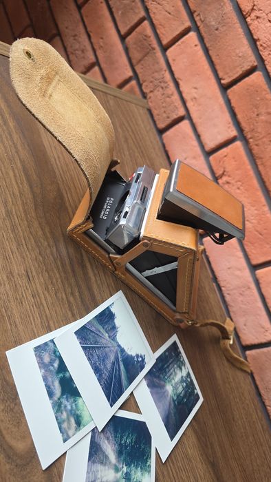 Polaroid SX70 Land Camera