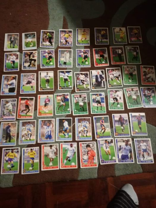 Vendo cartas de jogadores da liga espanhola da época 2001/02
Vendo 45
