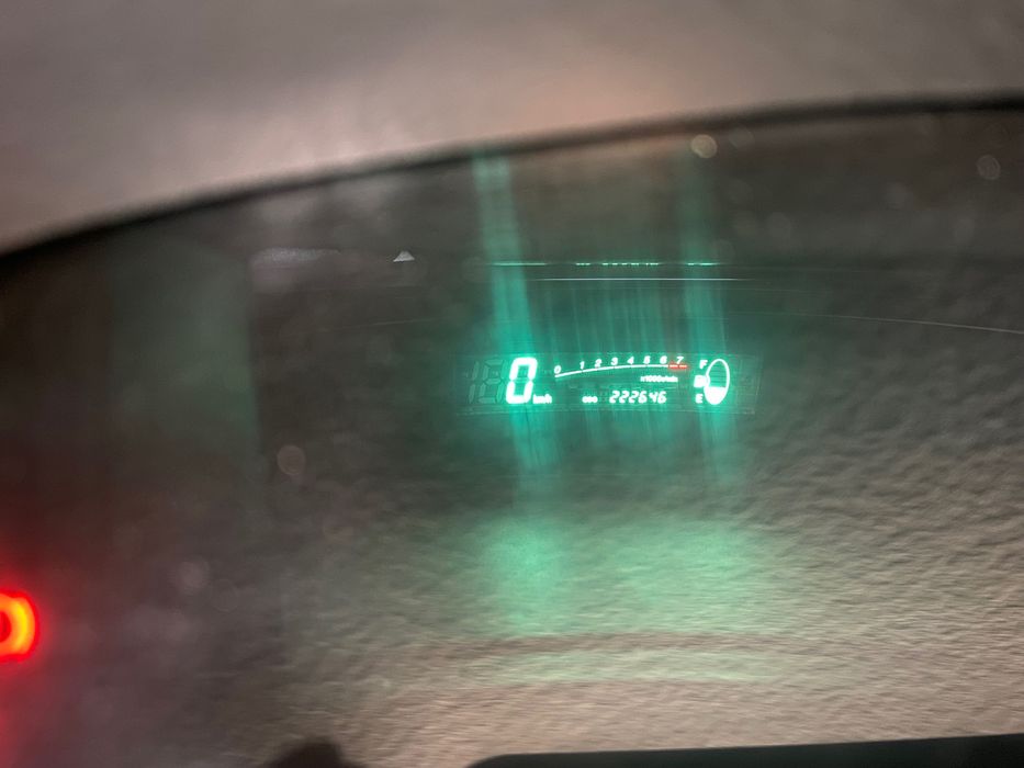 Toyota yaris, 998cc, gasolina, económico, nacional, estofos como novos, ideal para o dia a dia