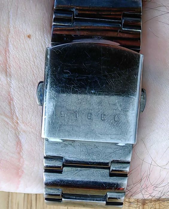 Relógio de pulso Guess